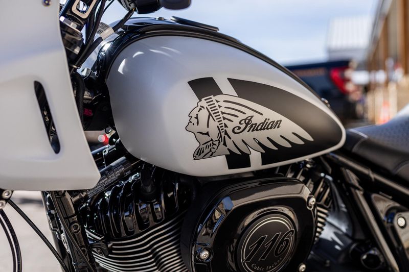 NEW 2025 INDIAN MOTORCYCLE SPORT CHIEF Image 9