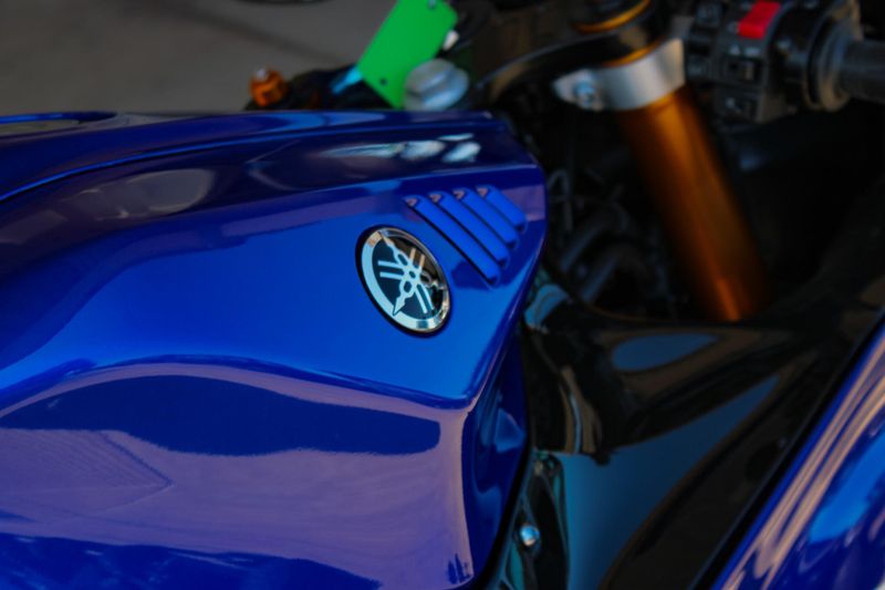 2025 Yamaha YZFR7 TEAM BLUE Image 9