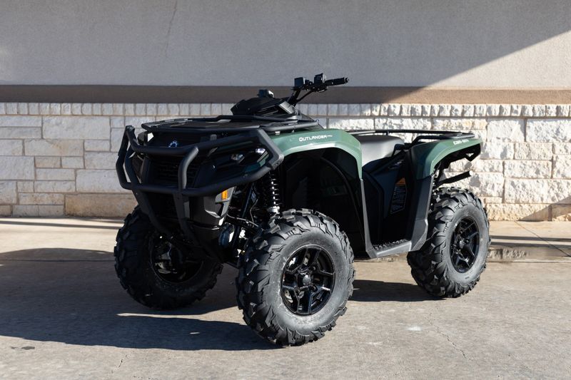 2024 CAN-AM Outlander Pro XU HD5 in a GREEN exterior color. Family PowerSports (877) 886-1997 familypowersports.com 