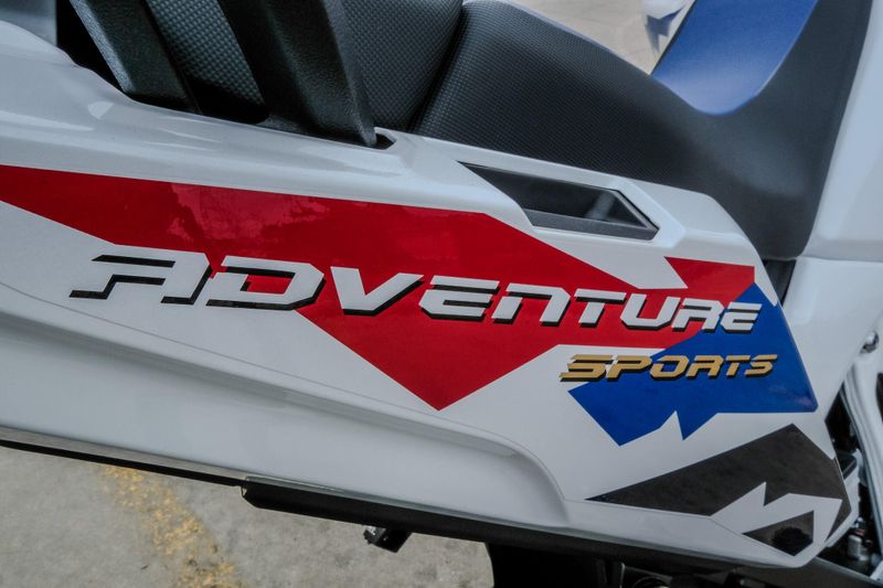 2025 Honda AFRICA TWIN ADV SP ES PEARL WHITEImage 8