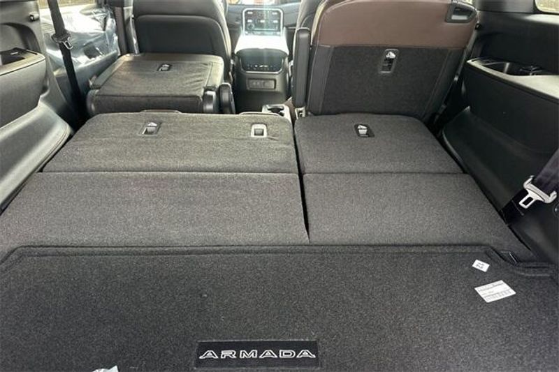 New 2025 Nissan Armada PlatinumImage 13