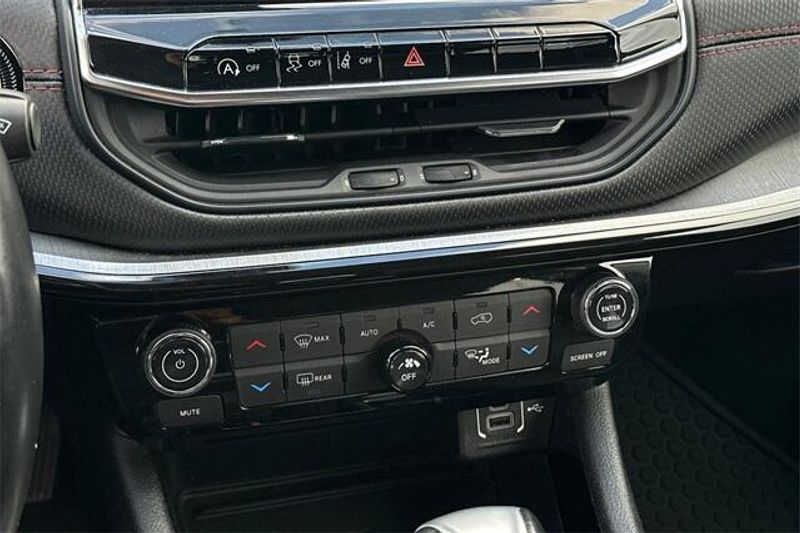 2022 Jeep Compass TrailhawkImage 19