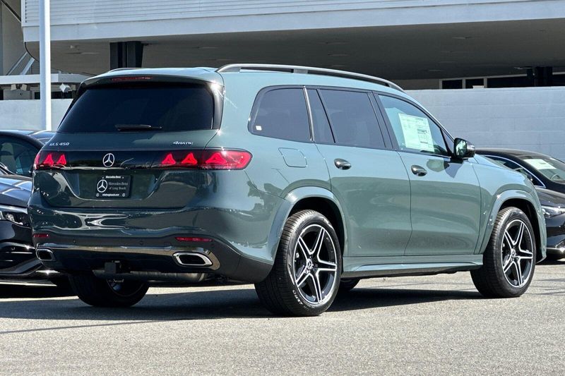 New 2027 Mercedes-Benz GLS 450Image 4