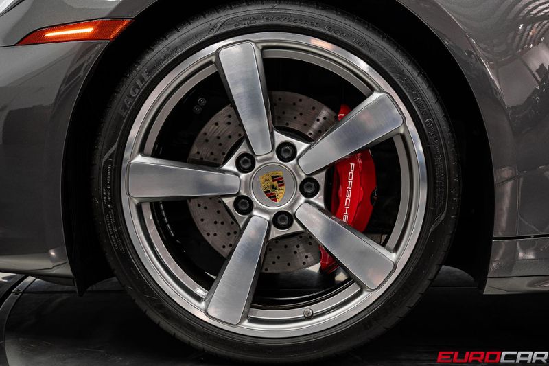 2024 Porsche 911 Carrera 4S *SPORTDESIGN PACK * SUNROOF*Image 21