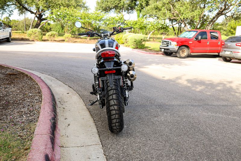 USED 2025 TRIUMPH SCRAMBLER 1200 X Image 15