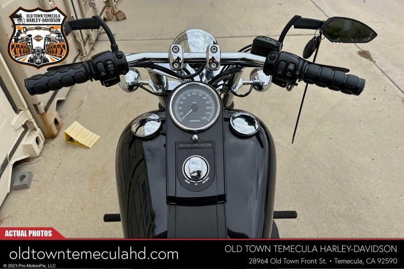 2001 Harley-Davidson FXSTB   in a VIVID BLACK exterior color. BMW Motorcycles of Temecula – Southern California (951) 506-6903 bmwmotorcyclesoftemecula.com 