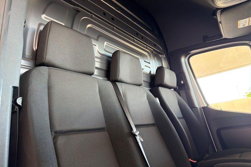 New 2026 Mercedes-Benz Sprinter 2500 Cargo 170 WBImage 11