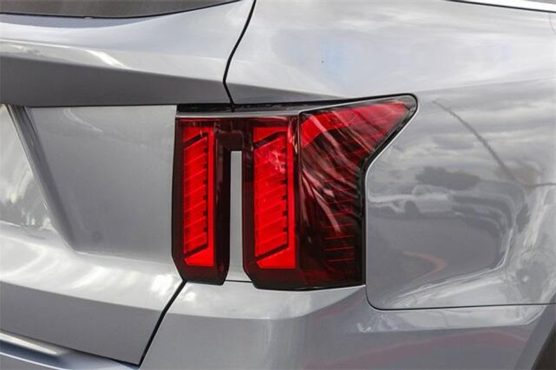 2025 Kia Sorento SImage 18