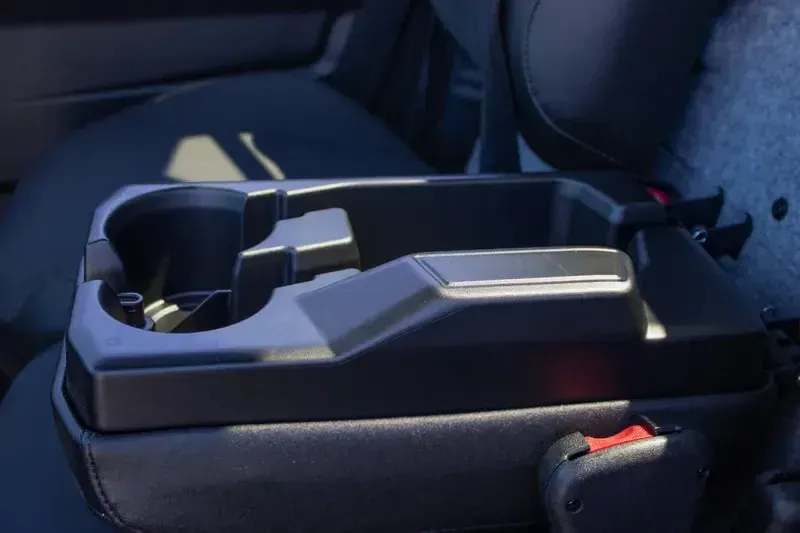 NEW 2026 CAN-AM DEFENDER PRO LIMITED CAB HD10 Image 20