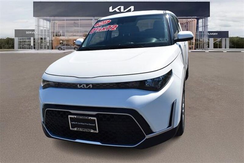New 2025 Kia Soul LXImage 7