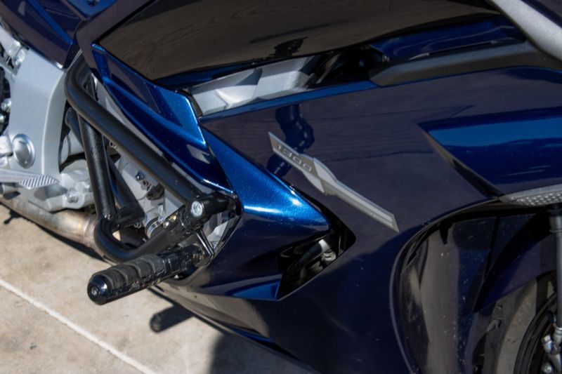 USED 2016 YAMAHA FJR1300A CA Image 12
