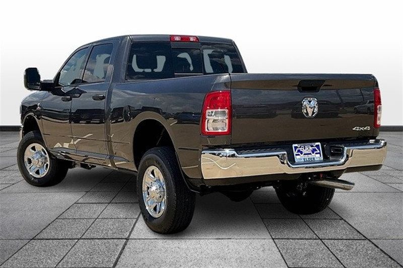 2024 RAM 2500 Tradesman Crew Cab 4x4 6