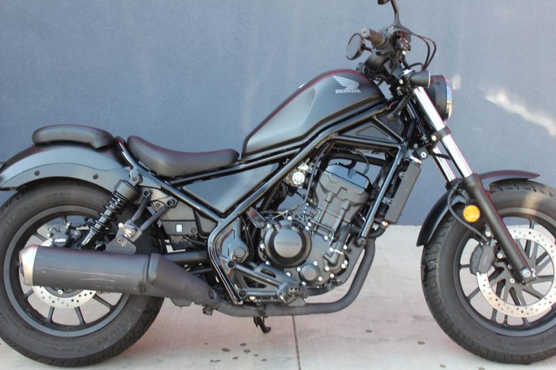 2021 Honda REBEL 300 Base Image 2