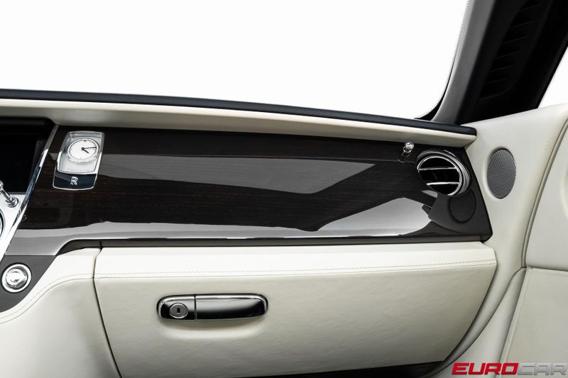 Used 2019 Rolls-Royce Dawn *FACTORY TWO-TONE * IMMACULATE CONDITION*Image 30