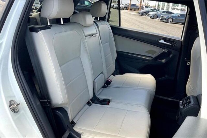 Used 2021 Volkswagen Tiguan 2.0T SE R-Line BlackImage 26