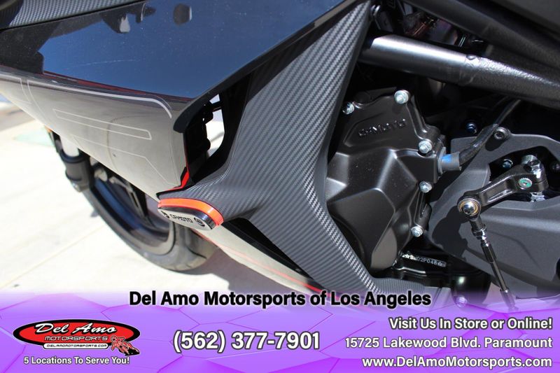 2025 CFMOTO 450SS Image 9