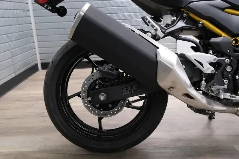 NEW 2026 KAWASAKI Z500 ABS Image 17