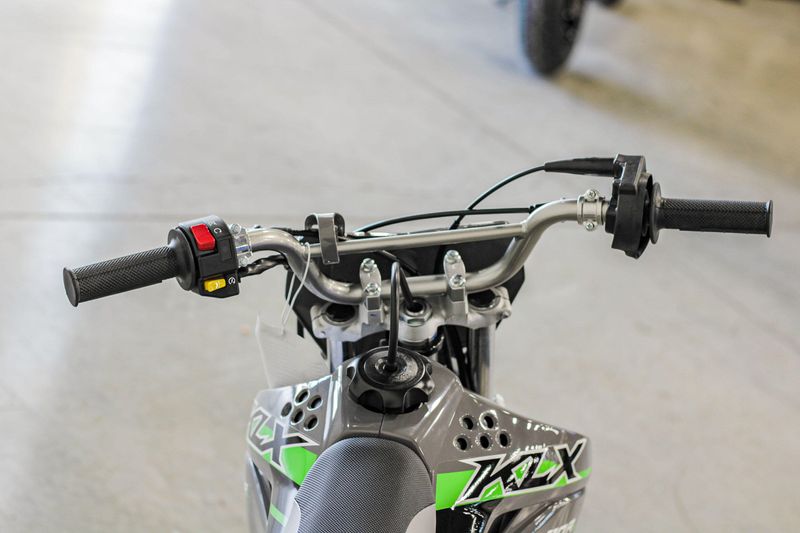 2025 Kawasaki KLX110R L BATTLE GRAYImage 11