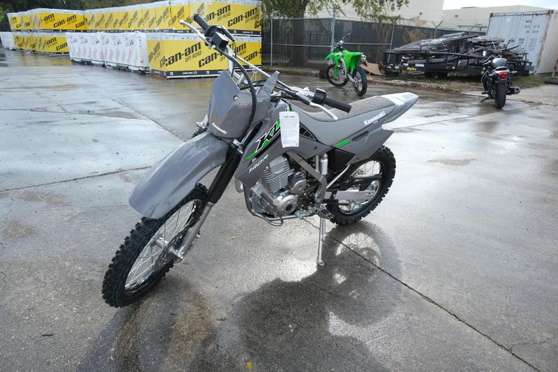 2025 Kawasaki KLX140R LImage 6