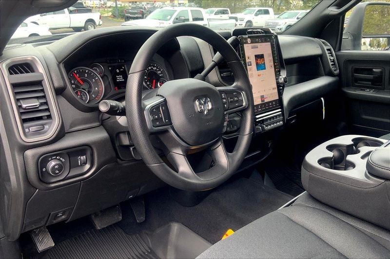 2026 Ram 3500 Tradesman photo 8