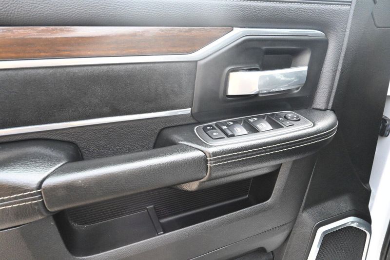 2022 RAM 2500 LaramieImage 14