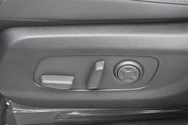 New 2026 Kia Carnival Hybrid SX PrestigeImage 29