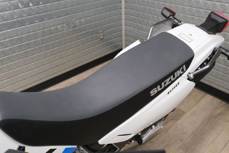 NEW 2026 SUZUKI DR650S Image 18