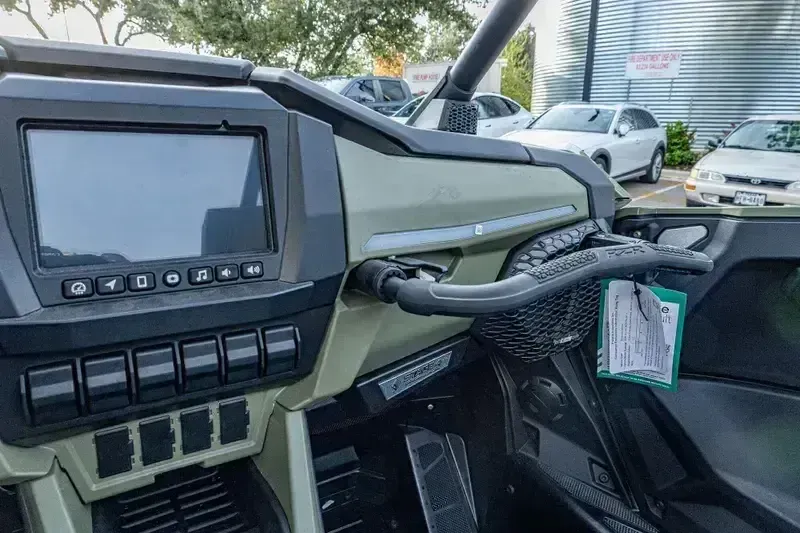 2025 Polaris RZR PRO XP 4 ULTIMATE MOSS GREEN Image 17