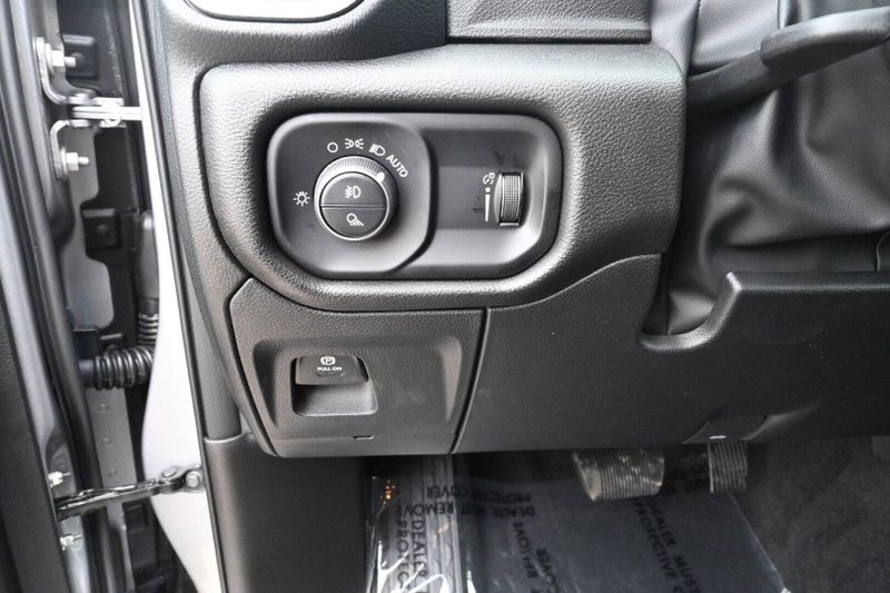 2025 RAM 1500 TradesmanImage 15