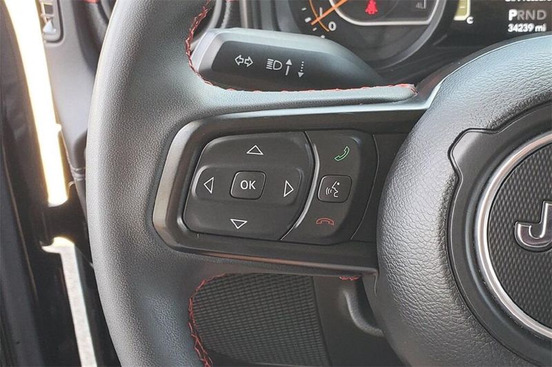 2024 Jeep Wrangler Rubicon photo 13