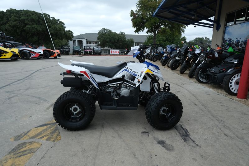 2025 Polaris OUTLAW 110 EFI BRIGHT WHITE AND BLUE Image 8