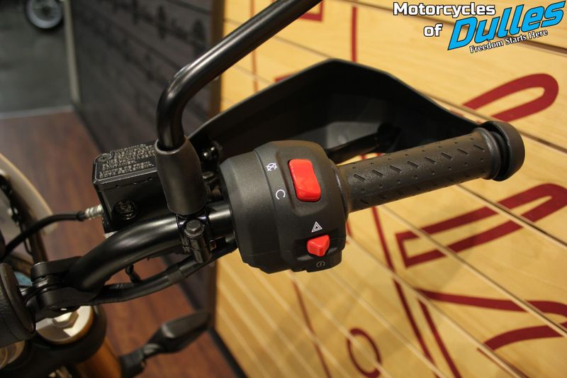 New 2026 Triumph Scrambler 400 XC Image 13