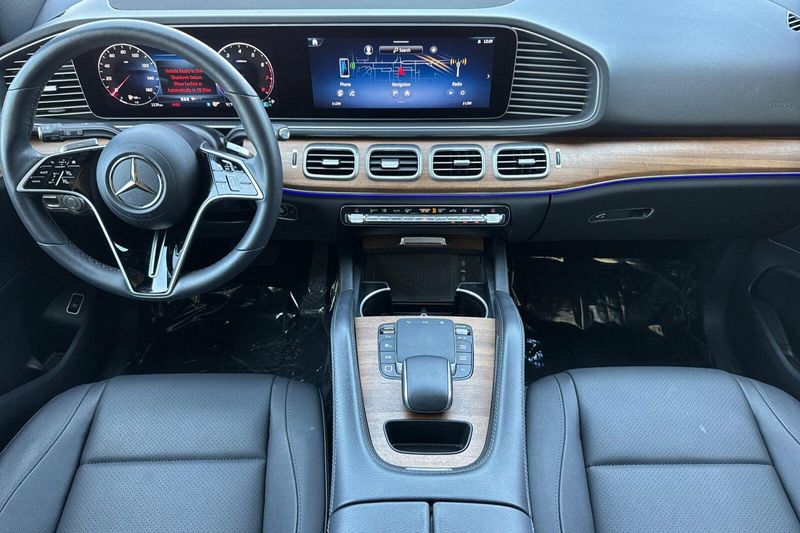 Used 2025 Mercedes-Benz GLE 450Image 15