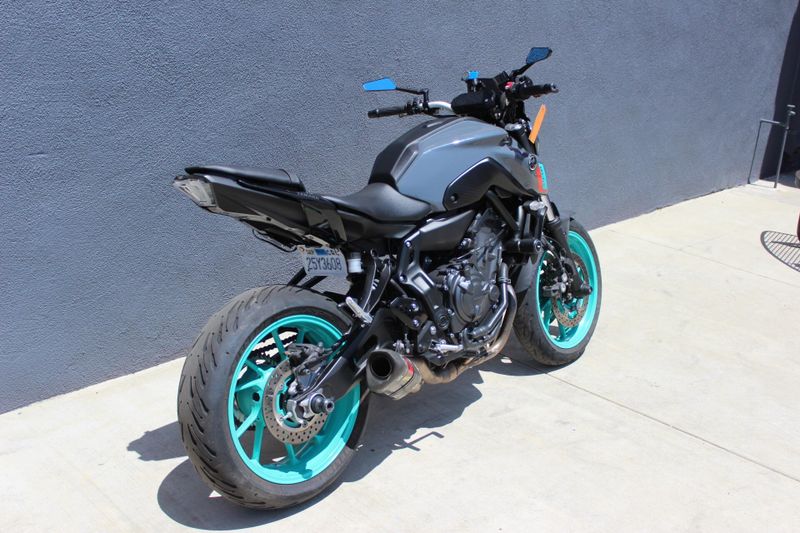 2022 Yamaha MT 07 Image 6