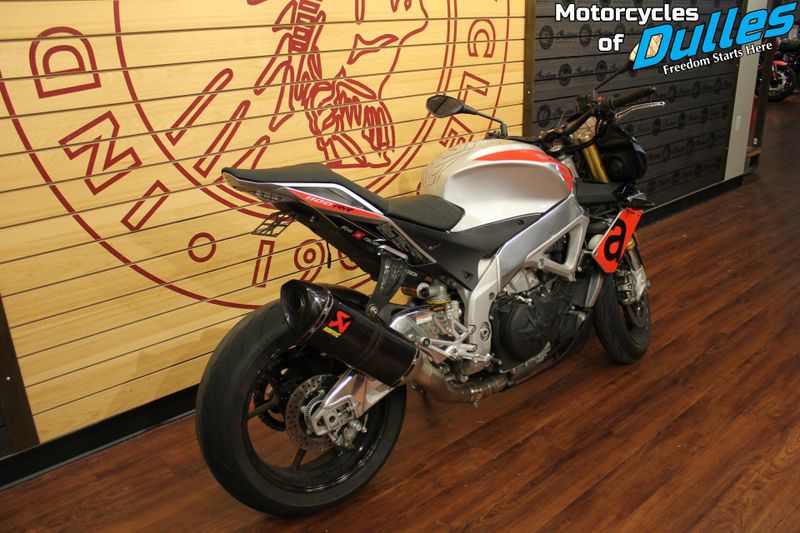Used 2018 Aprilia Tuono V4 1100 RR Image 8