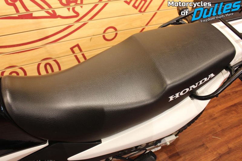 2023 Honda XR 150L Image 12