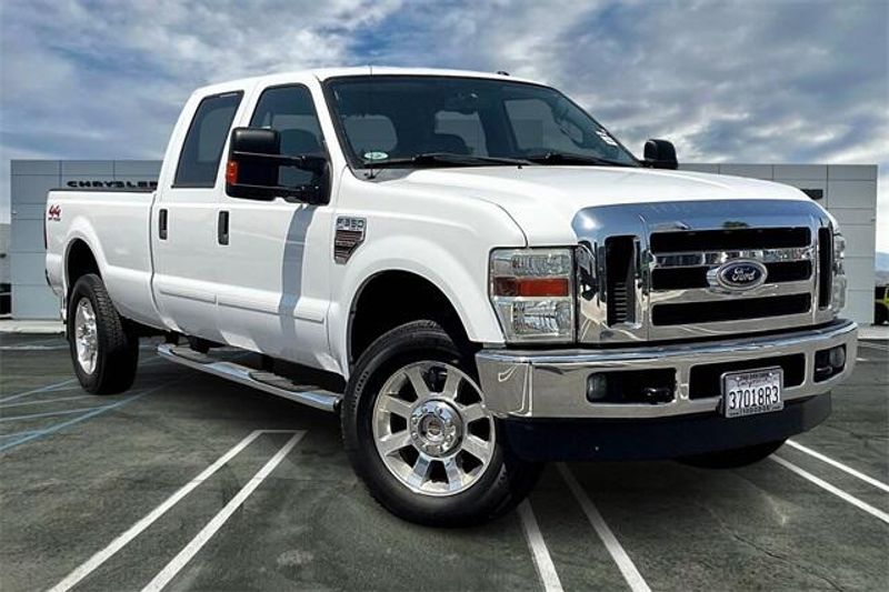 2009 Ford F-350 LariatImage 12