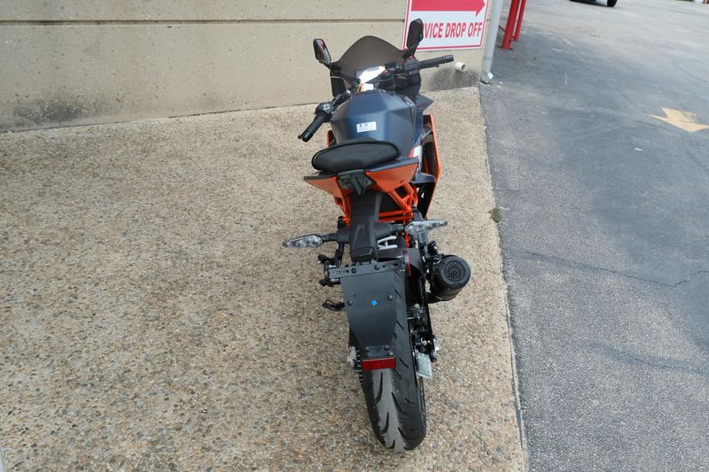 New 2024 KTM RC 390 BLUE Image 4
