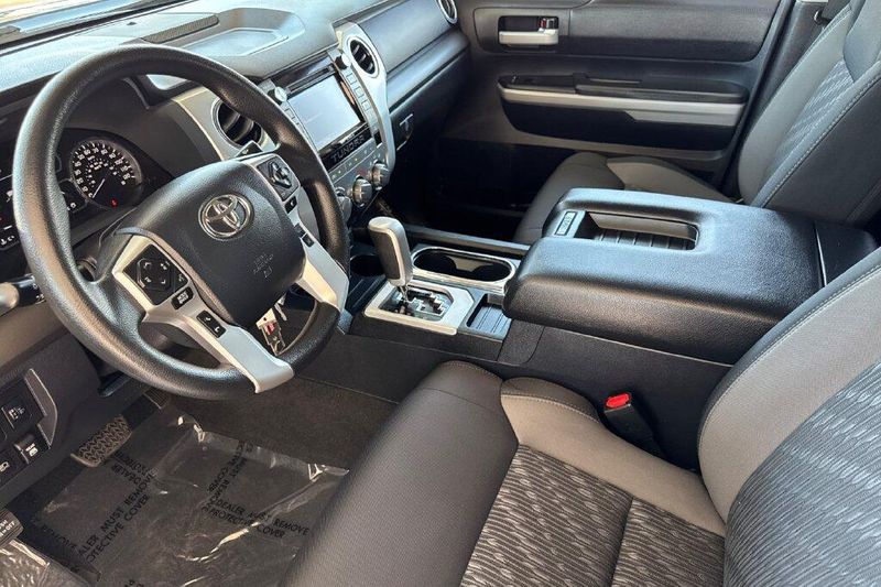 Used 2019 Toyota Tundra SR5Image 9