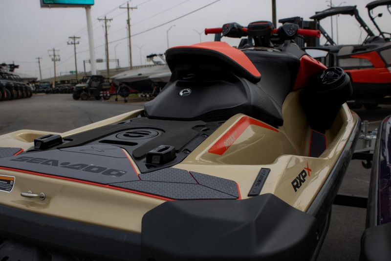 2025 SEADOO RXPX 325 WITH SOUND SYSTEM METALLIC TAN AND LAVA RED Image 4