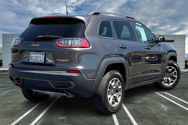 2021 Jeep Cherokee TrailhawkImage 13