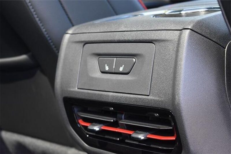2024 Chevrolet Silverado EV RSTImage 18
