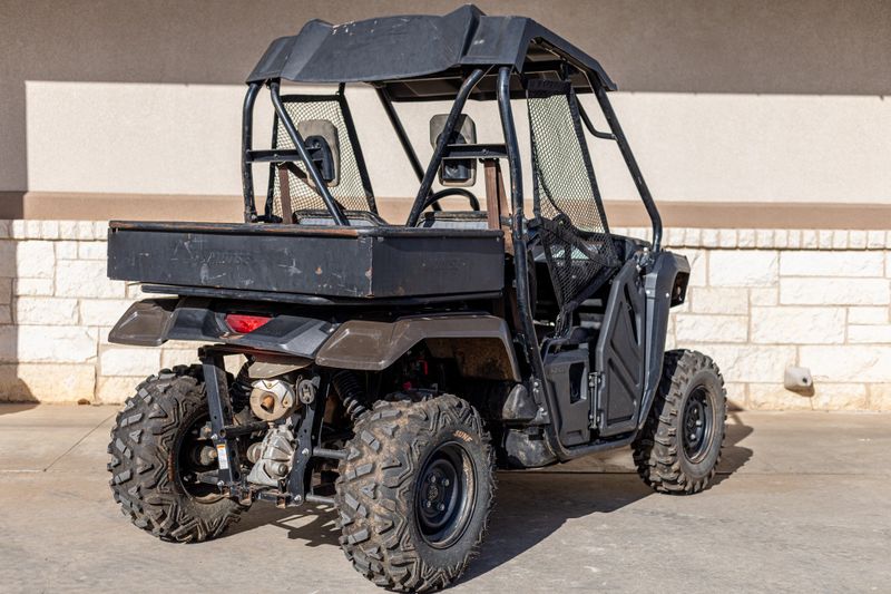 2020 HONDA Pioneer 500 Base in a GREEN exterior color. Family PowerSports (877) 886-1997 familypowersports.com 