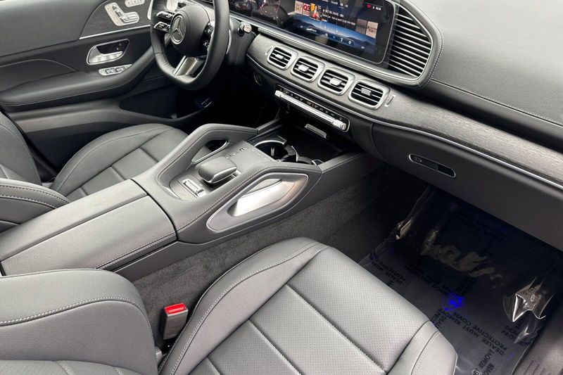 New 2026 Mercedes-Benz GLS 450Image 15