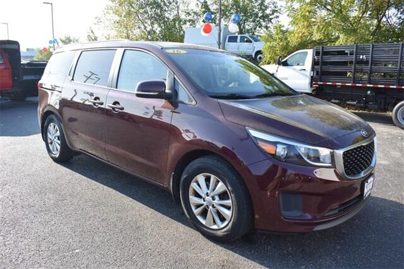 2016 Kia Sedona LXImage 10