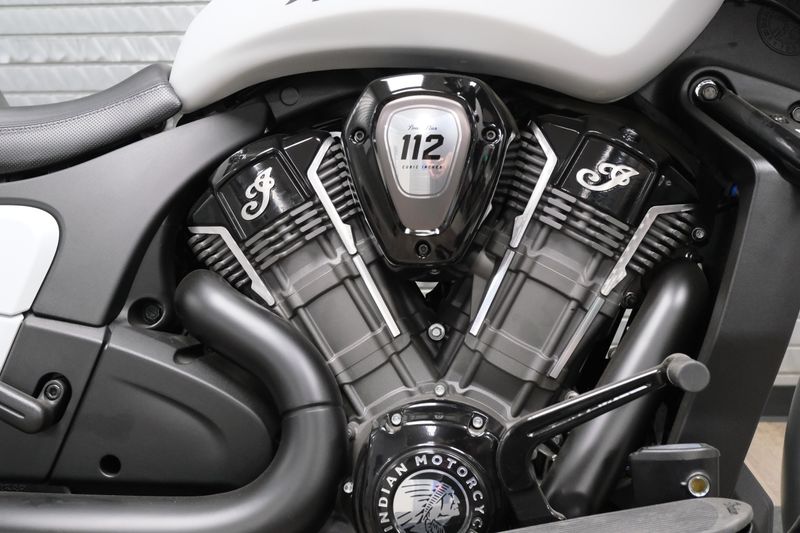 NEW 2025 INDIAN MOTORCYCLE CHIEFTAIN POWERPLUS DARK HORSE Image 10