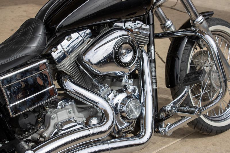 USED 2009 HARLEY DYNA SUPER GLIDE Image 11