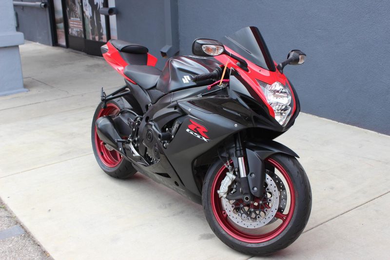 2017 Suzuki GSX-R600L7 CA Image 1