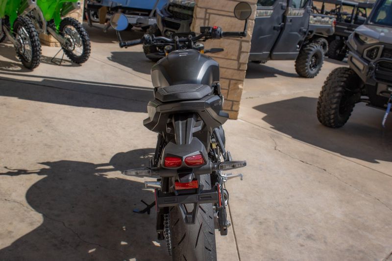 NEW 2026 SUZUKI GSX8T Image 7