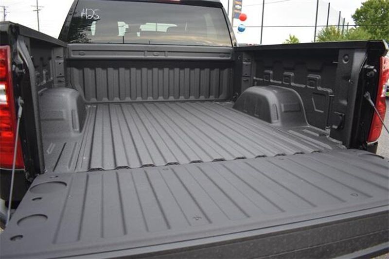 New 2025 Chevrolet Silverado 1500 CustomImage 20